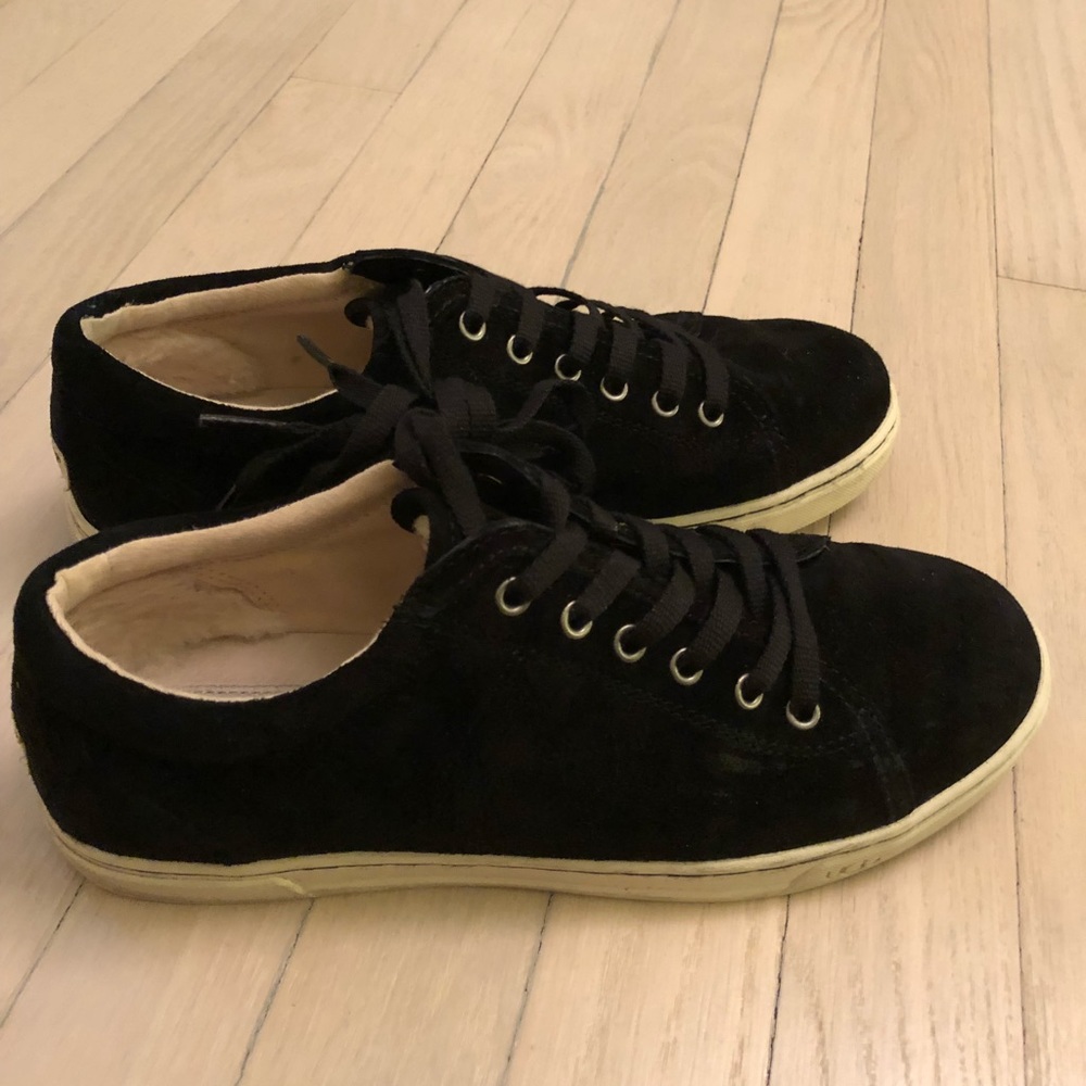 🔥 SALE 🔥 Ugg Tomi suede sneakers - Picture 1 of 7